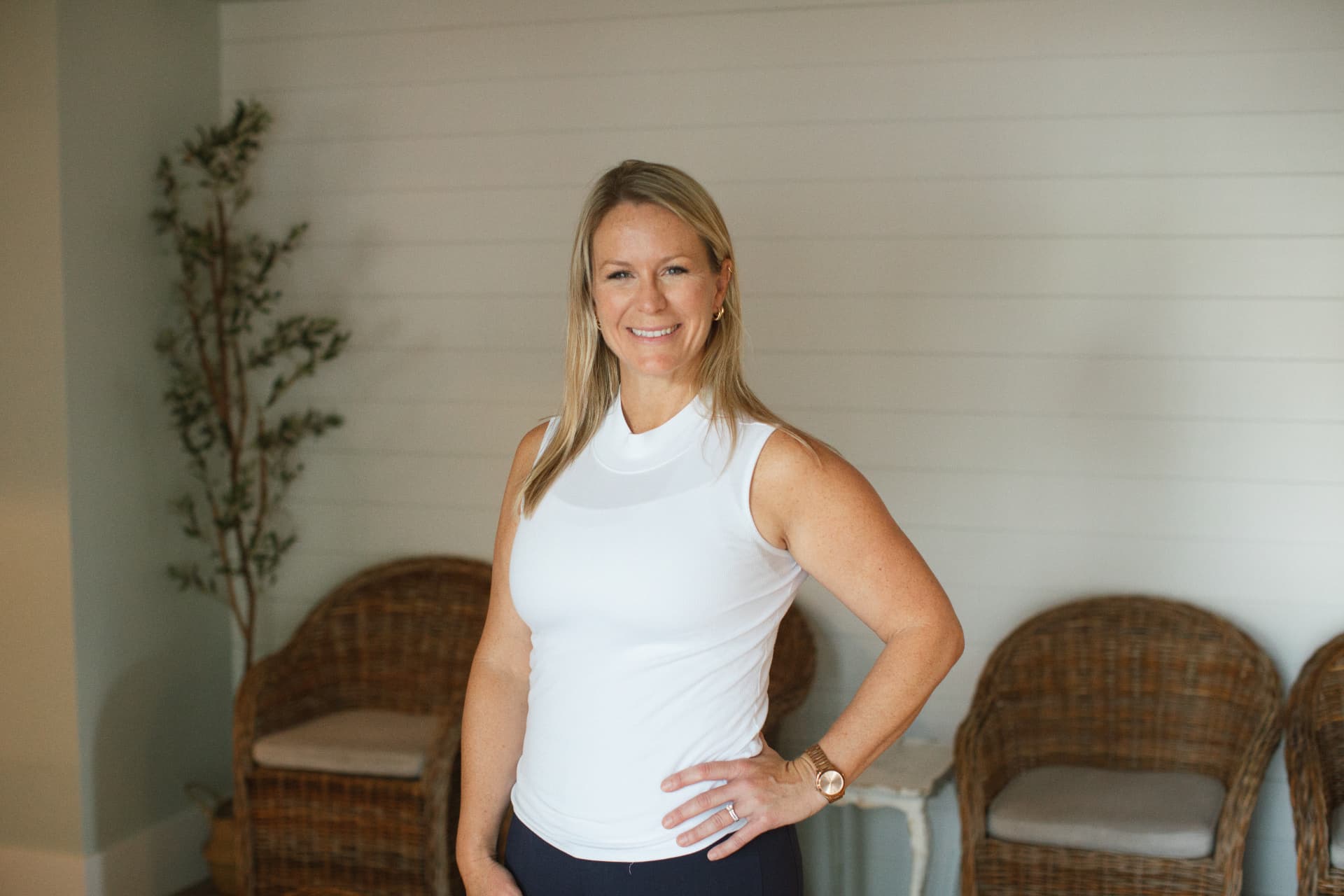 Dr. Lindsay Dodd, family chiropractor and owner of Fit for Life Health Services in Naples, FL